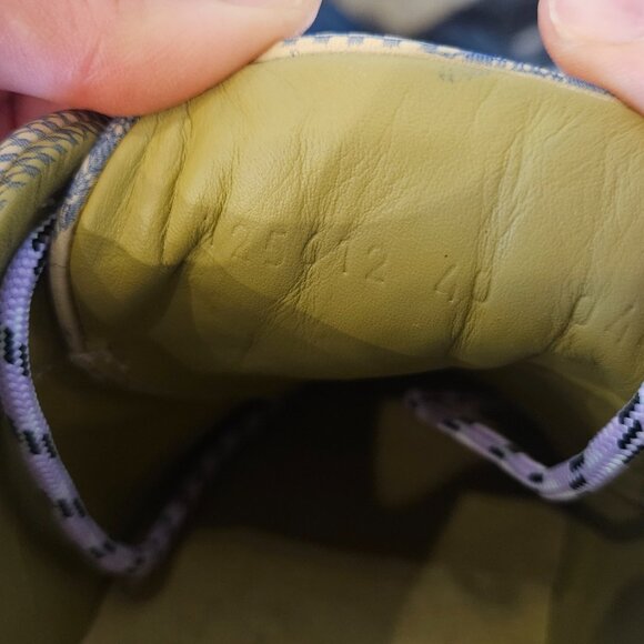 Gucci Run Sneaker 725612 AABEB - 4060 Beige Blue Monogram Leather Size 40 New - Picture 8 of 10